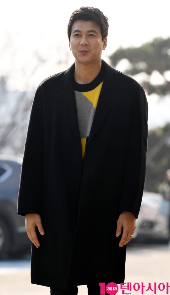 김승현이 11일 오후 서울 여의도동 KBS별관에서 열리는 ‘해피투게더4’ 녹화 방송에 참석하고 있다.