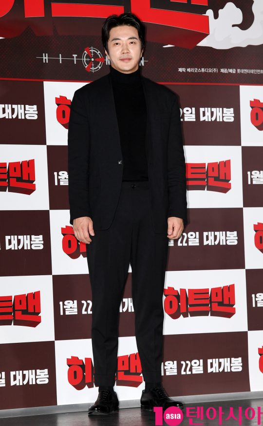 배우 정준호가 14일 오후 서울 자양동 롯데시네마 건대입구점에서 열린 영화 ‘히트맨’ 언론시사회에 참석하고 있다.