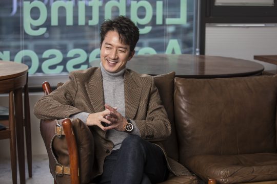 영화 ‘히트맨’에서 국정원 악마 교관 덕규를 연기한 배우 정준호. /사진제공=롯데엔터테인먼트