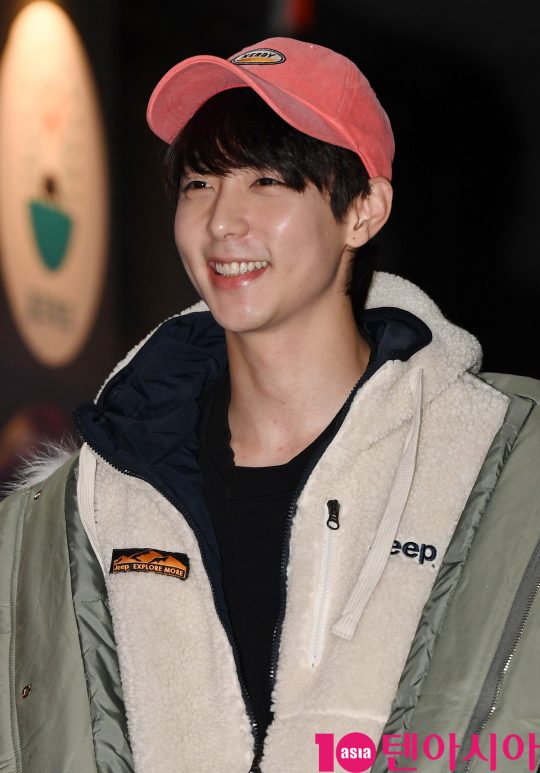 배우 현우가 23일 오후 서울 여의도 한 음식점에서 열린 KBS 수목드라마 ’99억의 여자’ 종방연에 참석하고 있다.