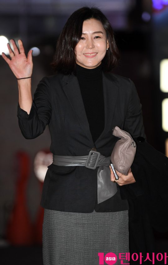 배우 이칸희가 30일 오후 서울 여의도 한 음식점에서 열린 TV CHOSUN 특별기획드라마 ‘간택-여인들의 전쟁’ 종방연에 참석하고 있다.