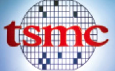 삼성-TSMC, 새해 벽두부터 '파운드리 격전'