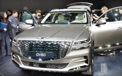 현대車 제네시스 첫 SUV 출격…'GV80' 돌풍 예고