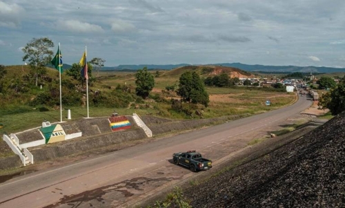 베네수엘라, 국경초소 공격 후 브라질 도주 군인 5명 송환 촉구