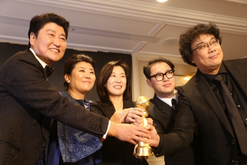 [인터뷰] 봉준호 "오스카서 좋은 결과 있다면 韓영화산업에 큰 의미"(종합)