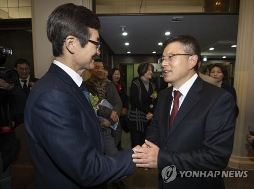 하태경 "윤석열 칭찬해야"…이낙연 "오늘 저를 세게 비판했데요"