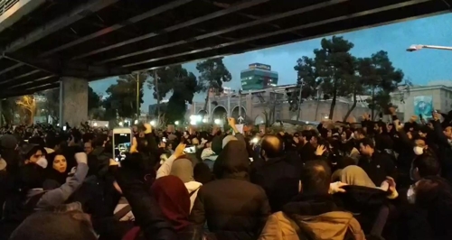 "부끄러워하라" 이란 대학생들, 테헤란서 정부·군부 비판 집회(종합2보)