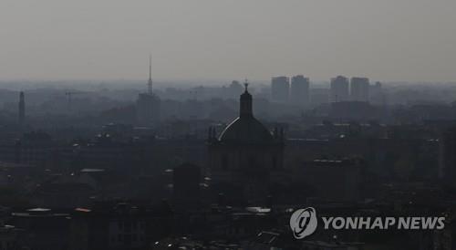 스모그 공습한 이탈리아 로마, 하루 동안 경유 차량 운행 금지