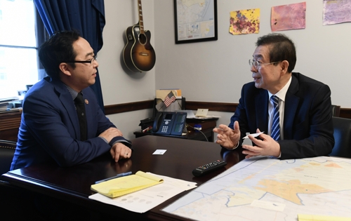 박원순, 한국지자체장 첫 미국 상공회의소 연설…"한반도 투자"