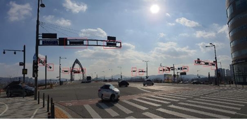 김중로 "세종시 교차로 한 곳에 신호등 15개…감사 필요"
