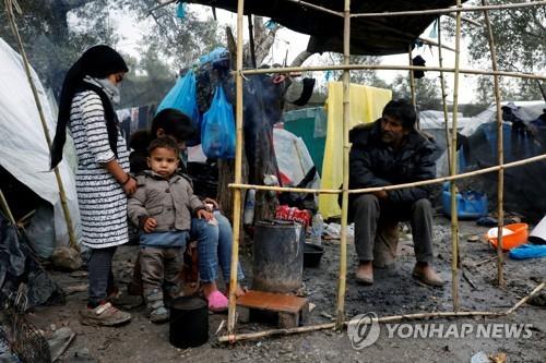 난민 문제로 골치 썩는 그리스, 내각에 전담 부처 신설