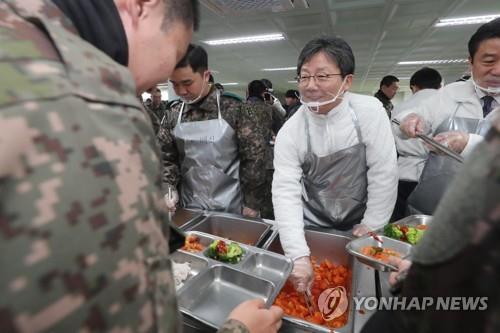 유승민 "합당, 이기는 전략인지 생각 필요…선거연대도 옵션"