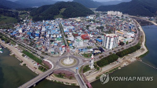 '인재가 경쟁력' 화천군 대학 등록금 전액 지원