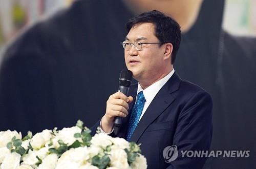 '세습공천 논란' 문석균 "결정한 것 없지만 버티기 힘들어"