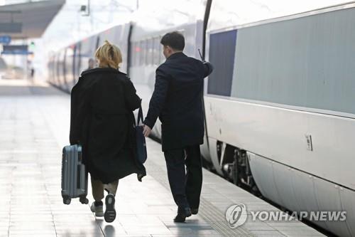 한국철도 설 연휴 기간 열차 166회 증편…총 3천496회 운행