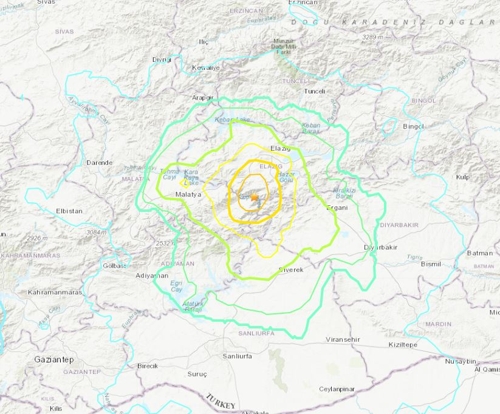 터키 동부서 규모 6.8 지진…"최소 14명 사망·300여명 부상"