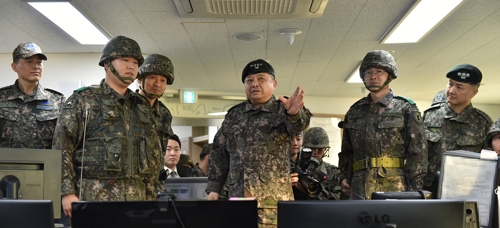 박한기 합참의장, 설 맞아 해안경계부대 장병 격려