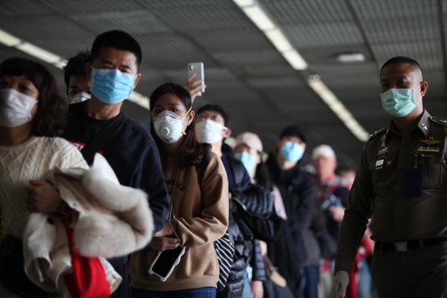 태국 네티즌 "입국 중국인 일부만 발열검사는 소극적 대응"