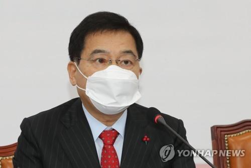 마스크 쓰고 '신종코로나 대책회의' 연 한국당…"정부 뒷북대응"