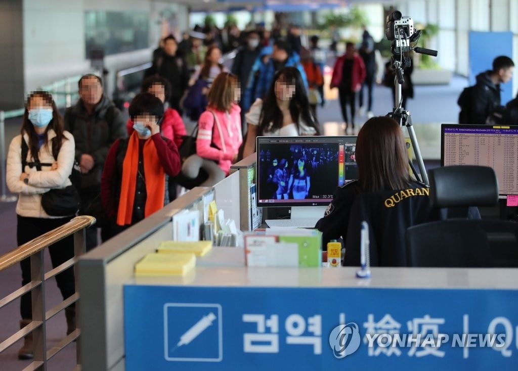 질본 "中 전역 오염지역…발열·호흡기증상시 즉시 격리"