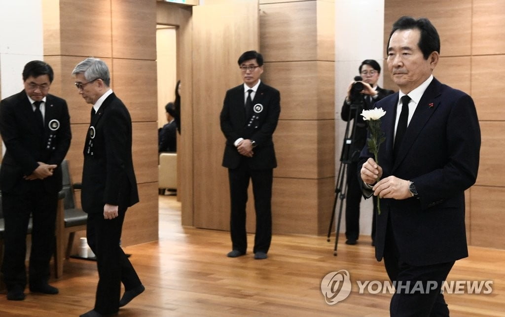 이재용 부회장·정세균 총리까지…정재계 주요인사 신격호 빈소 조문