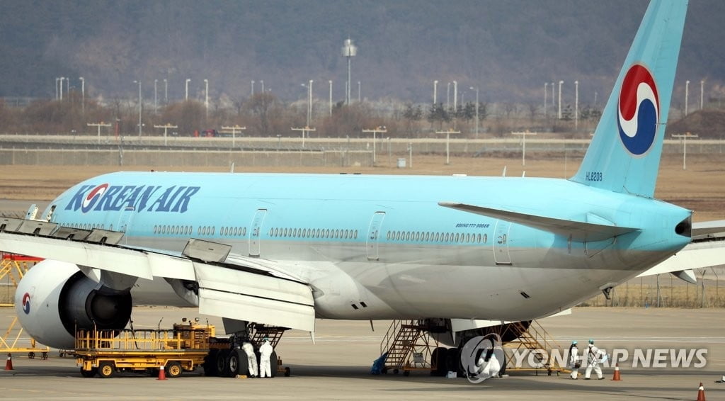 `우한 전세기` 간밤에 무슨 일이…출발 지연에 1대만 띄울 수도