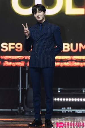 [TEN PHOTO] SF9 찬희 &#39;귀요미 브이&#39;