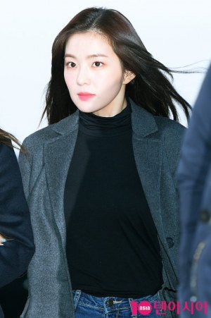 [TEN PHOTO]레드벨벳 아이린 &#39;청초한 출국길&#39;