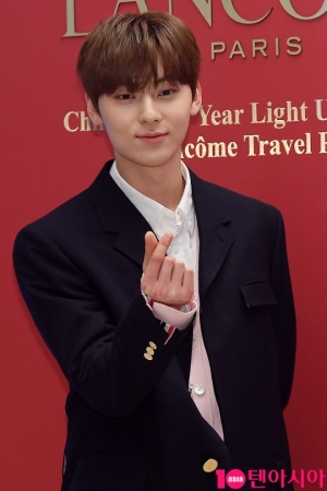 [TEN PHOTO] 황민현 &#39;심쿵 유발자&#39;