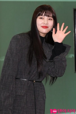 [TEN PHOTO] 레드벨벳 조이 &#39;두근두근 꽃미모&#39;