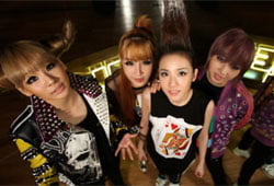 <2NE1 TV 3>, 2NE1은 달라졌는데 TV는?