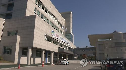 "설 귀성 차량, 동네 학교에 편하게 주차하세요"