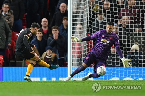 맨유, 울버햄프턴과 FA컵 재대결서 1-0 승…32강행