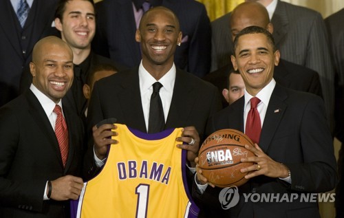 별이 된 코트의 전설…NBA 호령하고 짧은 생 마감한 브라이언트(종합)