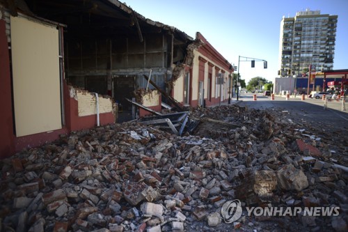 푸에르토리코 '102년 만에 최강' 6.4 지진…1명 사망·건물 붕괴(종합)