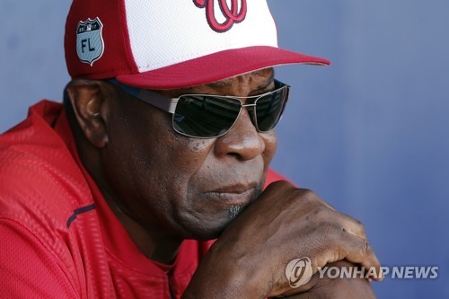 MLB 더스티 베이커, '난파선' 휴스턴 새 선장 선임