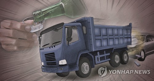 경인고속도로서 음주 운전 20대 몰던 승용차, 트럭과 충돌
