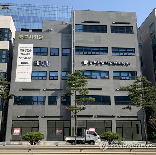 '반말투 진행'·'말끊기'…법관평가 불만 사례 여전