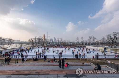 서울광장·노들섬 스케이트장, 31일 끝으로 조기 폐장