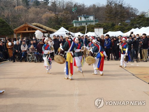 활쏘기·윷놀이…설날 서울 곳곳에서 전통문화 체험행사