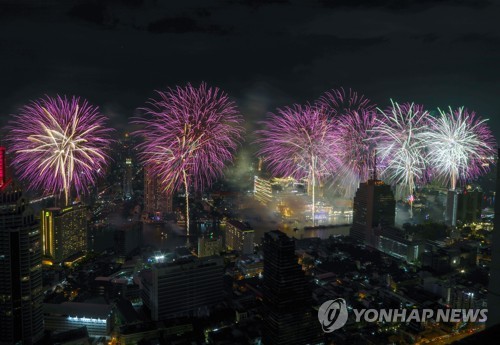 '산불·시위'에 어려움은 있지만…전 세계 '웰컴 2020' 합창