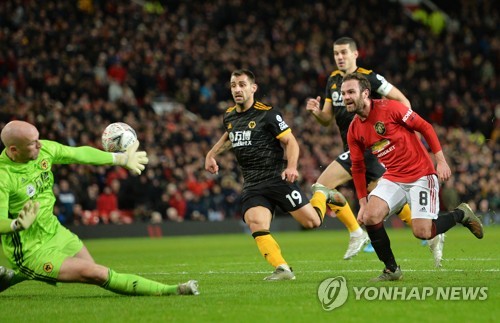맨유, 울버햄프턴과 FA컵 재대결서 1-0 승…32강행