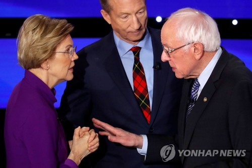 "TV서 날 거짓말쟁이라고 불렀다"…워런-샌더스 토론회 뒤 설전