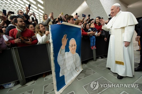 교황, 바티칸 심장부 국무원 조직에 사상 첫 여성 차관 임명