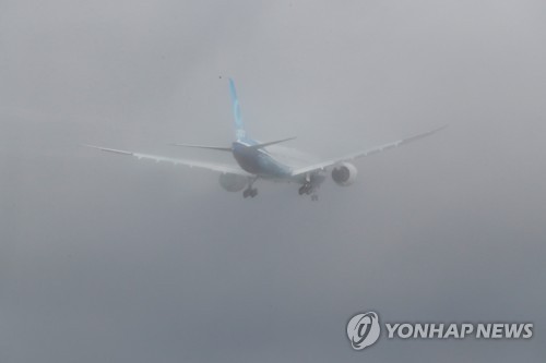 '737맥스 위기' 보잉의 구원투수?…777X, 첫 시험비행 성공