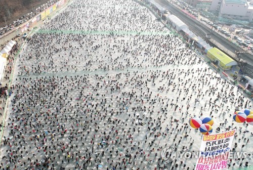 '산천어 200t 수송 작전' 돌입…화천산천어축제 본격 준비