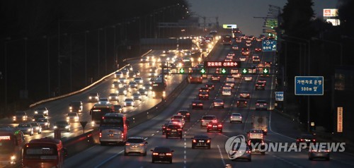 야간운전 많은 설연휴…새벽에 치사율 높아 조심해야