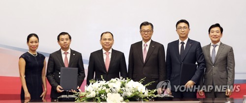 [이제는 동남아]② '역동의 베트남' 한중일 진검승부 축소판