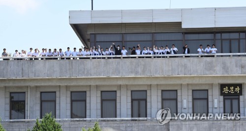 정부, '제각각' 판문점 견학 통합 관리한다…남북협력기금 지원