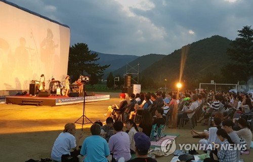 김용삼 문체부 차관 "국민과 독립예술영화의 접점 확대"(종합)